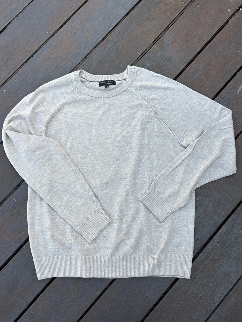 Banana Republic Large Men's Crewneck Sweater in Oatmeal 100% Marino Wool